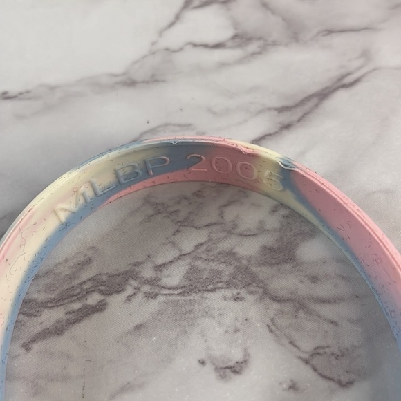 Giants Bracelet - Picture 4 of 5